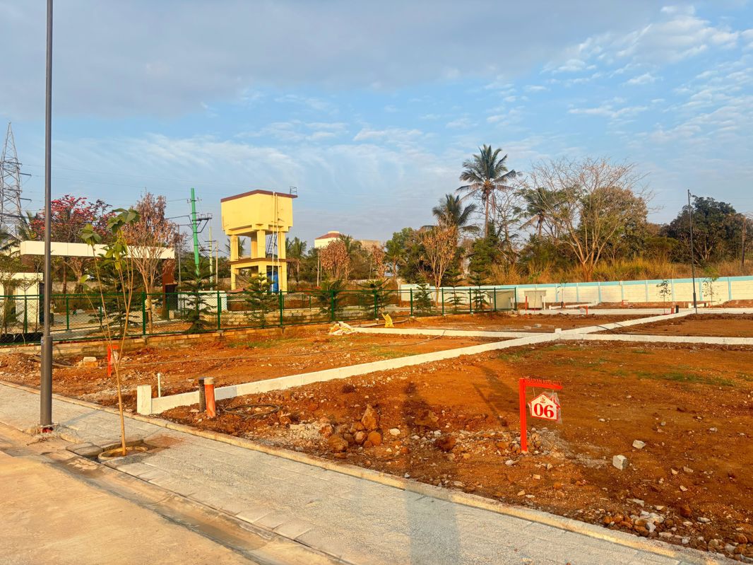 Plot For Sale in Kaggalipura