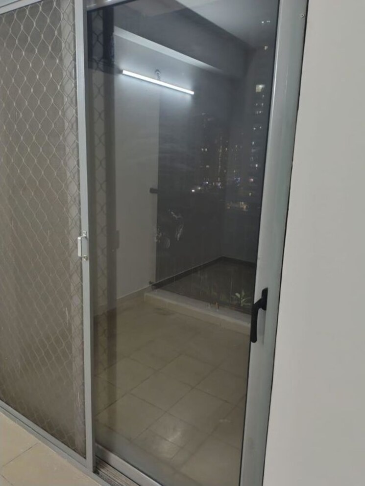 Balcony, sector 16 greater noida 3 Bedroom 1350 Sq.Ft. Apartment In Sector 16 Greater Noida Greater Noida 9774978