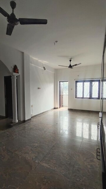 Room in 3 BHK Apartment at Begumpet – for Rent