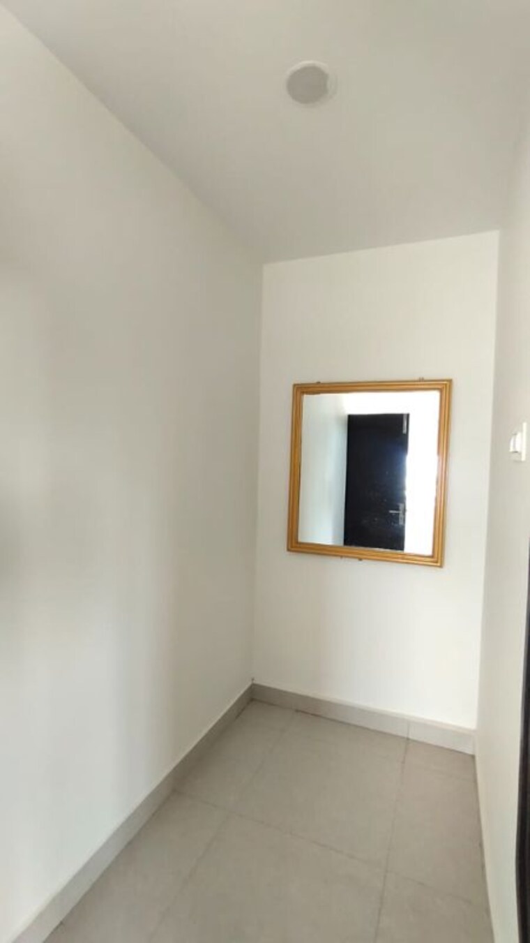 Room, begumpet 3 Bedroom 1800 Sq.Ft. Apartment In Begumpet Hyderabad 9775051