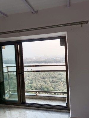 Room in 2 BHK Apartment at Lords Tower, Cbd Belapur Sector 15 – for Rent