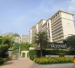 3 BHK + Servant Room Apartment For Rent in DLF The Skycourt