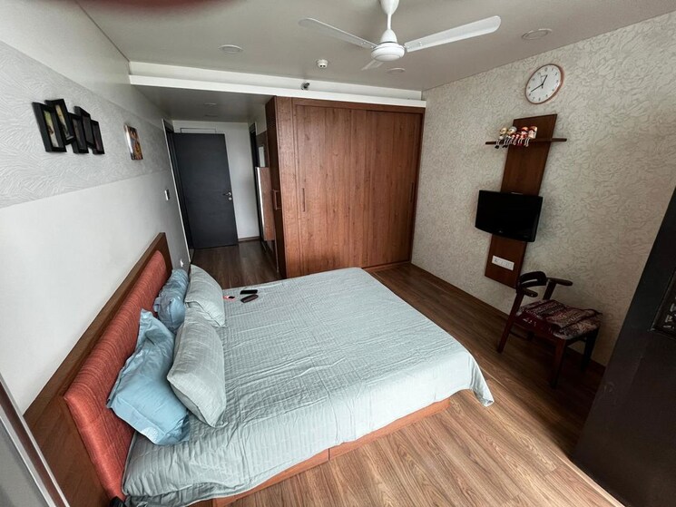 Bedroom, panchshil-towers 4 Bedroom 3435 Sq.Ft. Apartment In Kharadi Pune 9775113