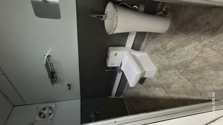 Attached Bathroom, gayatri nagar 2 Bedroom 1000 Sq.Ft. Apartment In Gayatri Nagar Raipur 9775189