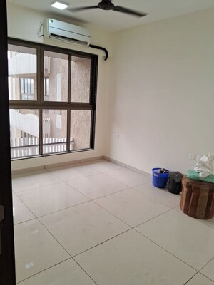 Room in 2 BHK Apartment at Chandak 34 Park Estate, Goregaon West – for Rent