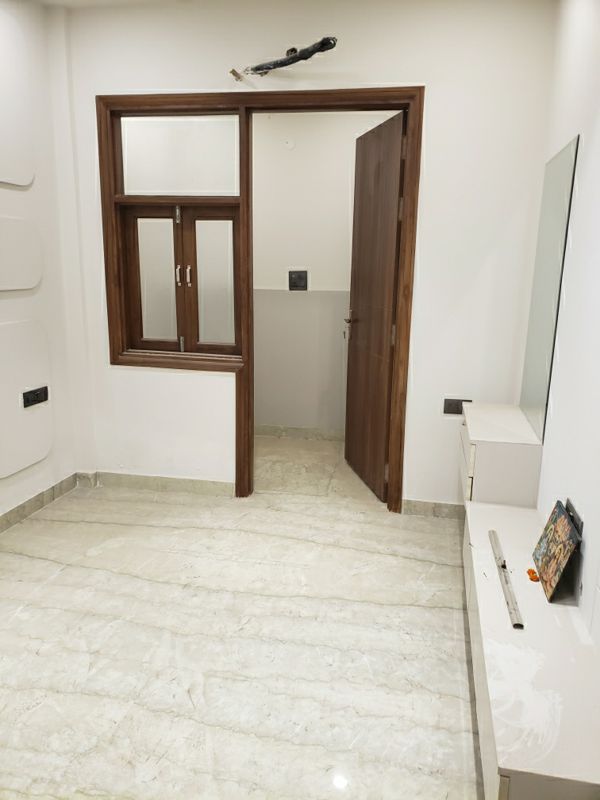 2 BHK Builder Floor For Rent in Janakpuri