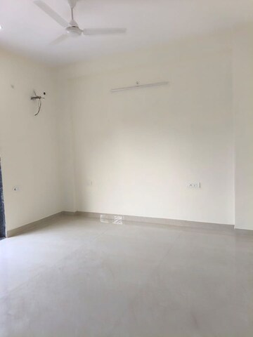 2.5 BHK Apartment For Sale in Unitech Ivory Towers, Sector 40
