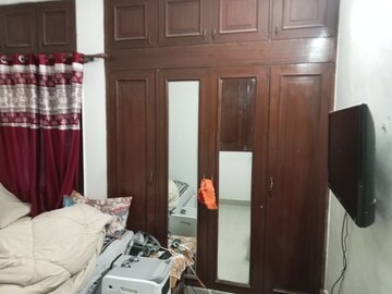 Room in 2 BHK Apartment at Vasant Vihar – for Sale