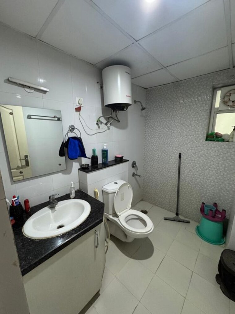 Team Area, ss-aaron-ville 4 Bedroom 3500 Sq.Ft. Builder Floor In Sector 48 Gurgaon 9775356