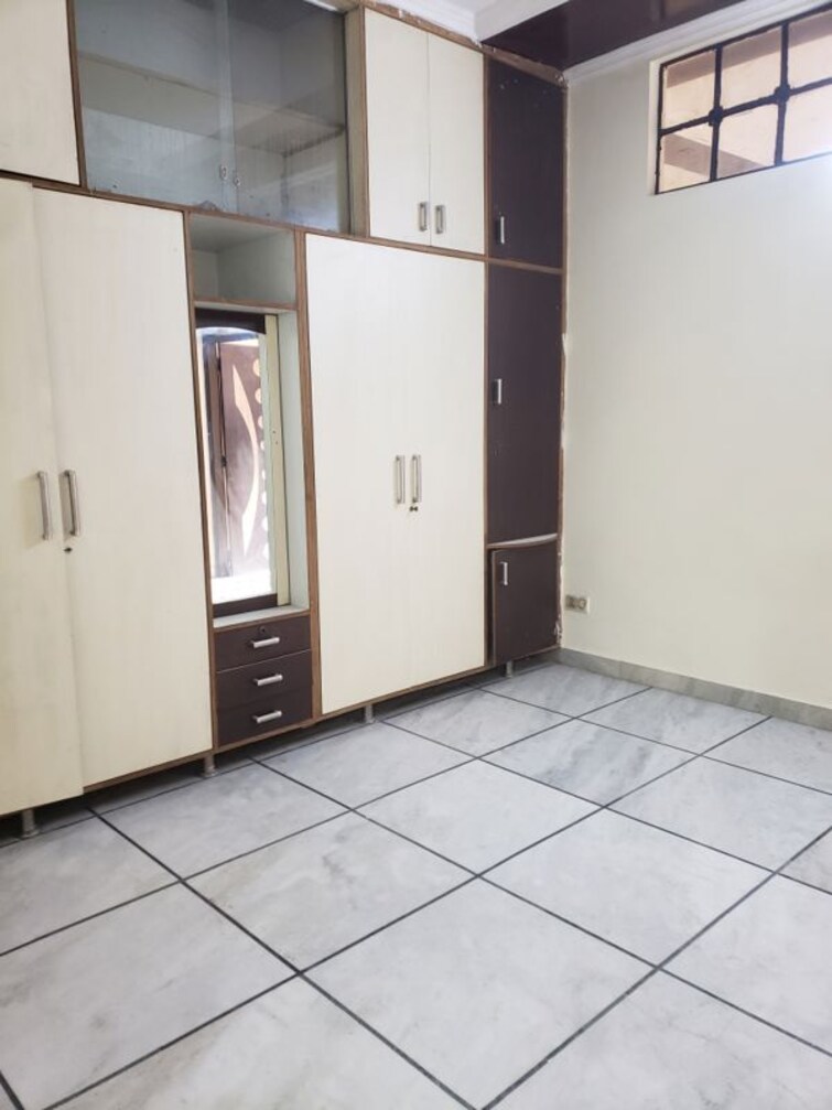 Cover Image, janakpuri 2 Bedroom 900 Sq.Ft. Builder Floor In Janakpuri Delhi 9775357