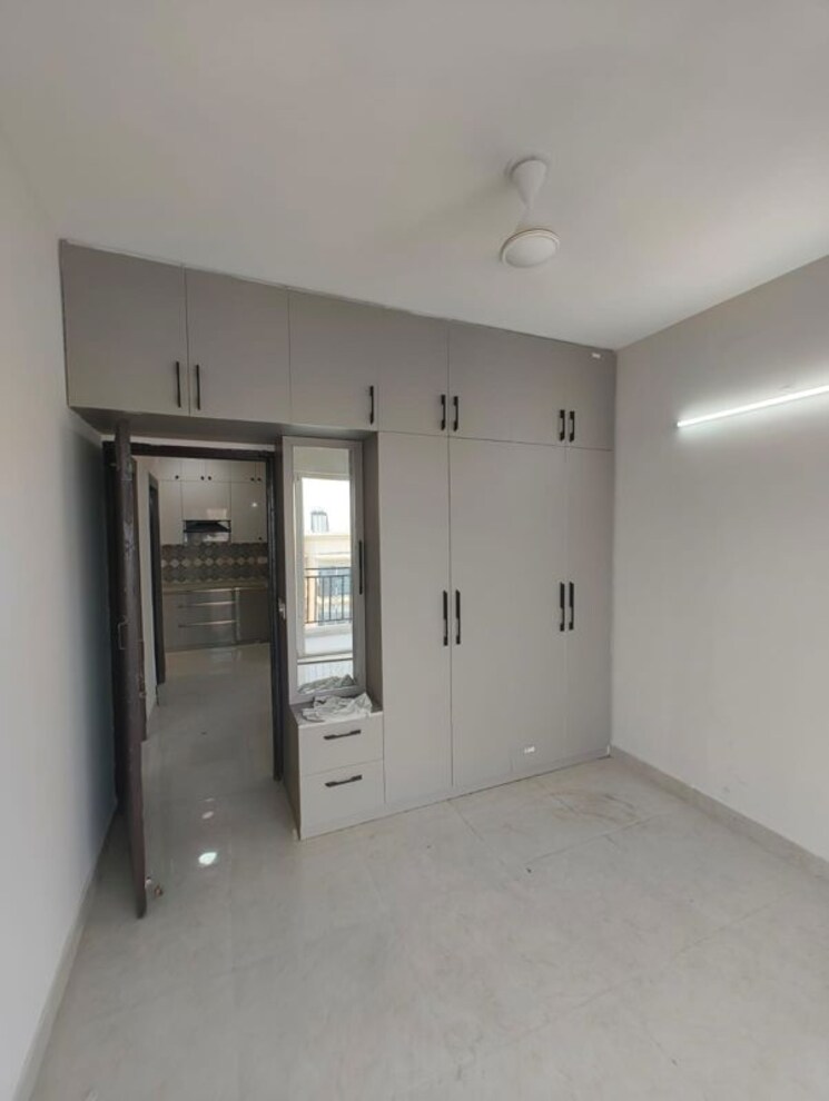 Room, signature-global-proxima 2 Bedroom 674 Sq.Ft. Apartment In Sector 89 Gurgaon 9775380