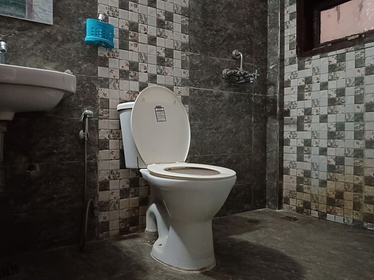 Bathroom, sector 35 2 Bedroom 762 Sq.Ft. Builder Floor In Sector 35 Bahadurgarh 9775382