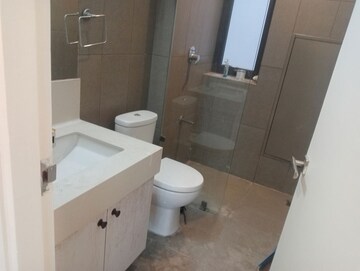 Bathroom in 4 BHK Apartment at DLF Belvedere Towers, Sector 24 – for Rent