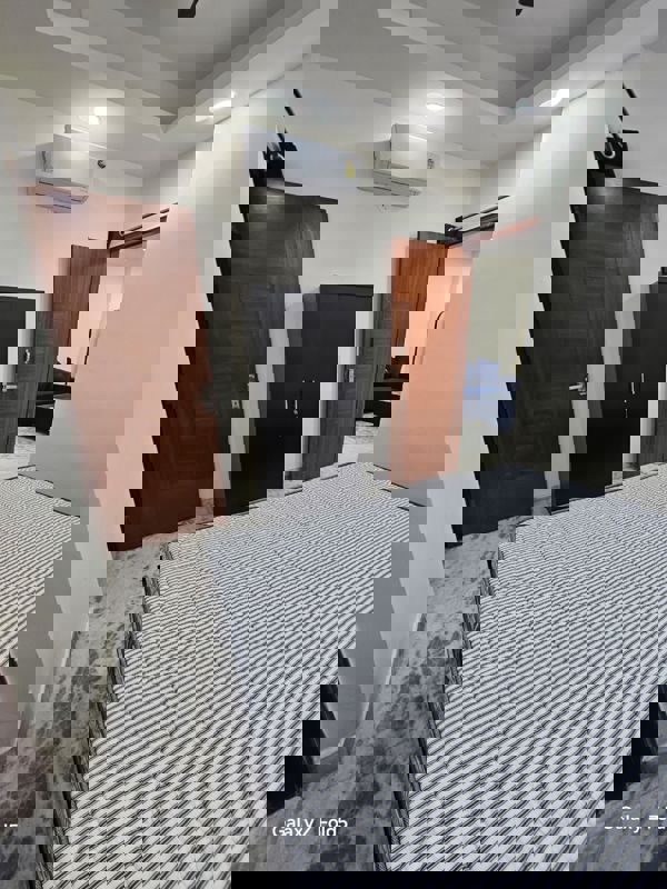 3 BHK 1600 Sq.Ft. Apartment in Doordarshan Apartment