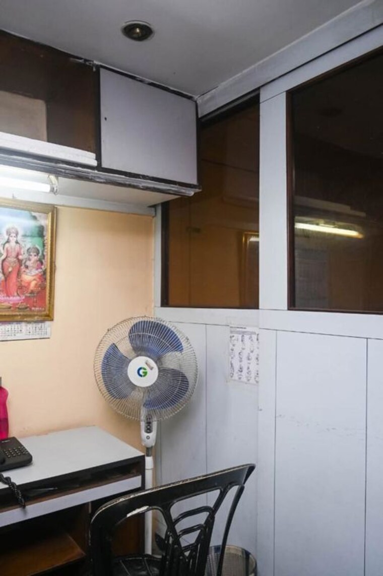 undefined, barabazar market Commercial Office Space 250 Sq.Ft. In Barabazar Market Kolkata 9775483