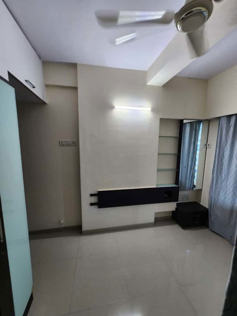 Room, mira road east 1 Bedroom 640 Sq.Ft. Apartment In Mira Road East Thane 9751214