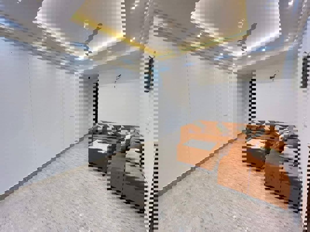 2 BHK Apartment For Rent in Saket