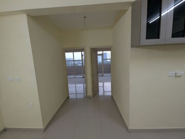 Room in 2 BHK Apartment at Pyramid Elite, Sector 86 – for Rent