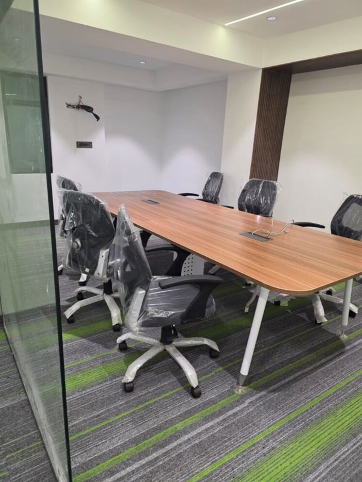 Team Area, vijay nagar Commercial Office Space 2339 Sq.Ft. In Vijay Nagar Indore 9775400