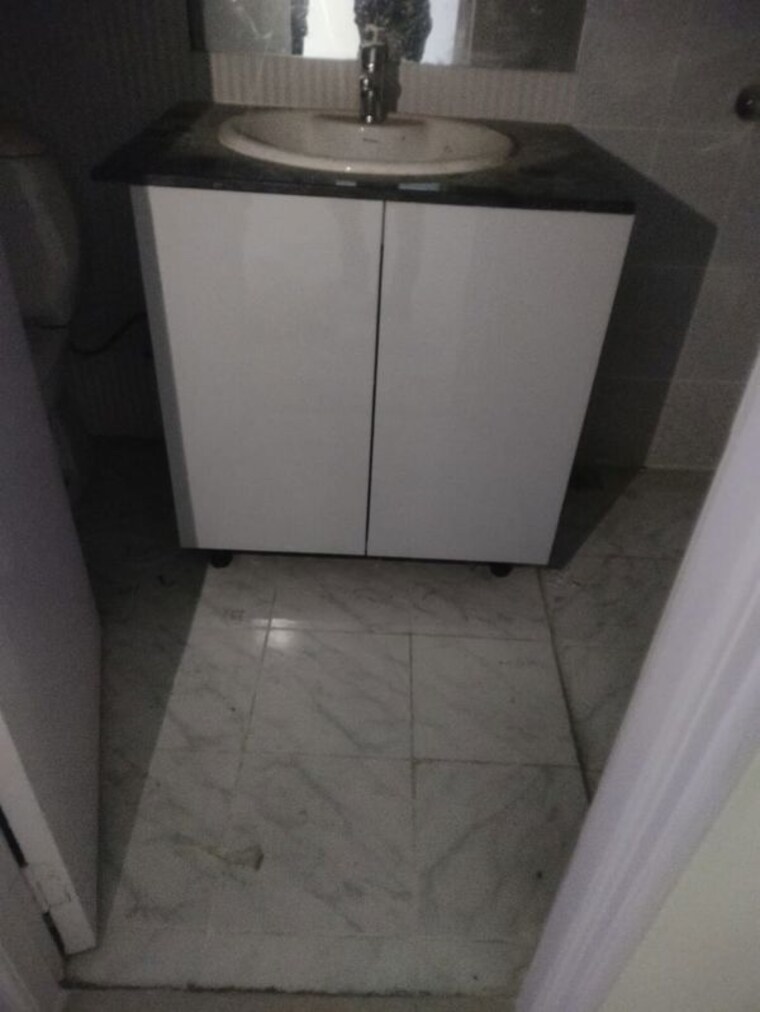 Bathroom, sare-home 3 Bedroom 1593 Sq.Ft. Apartment In Sector 92 Gurgaon 9775587