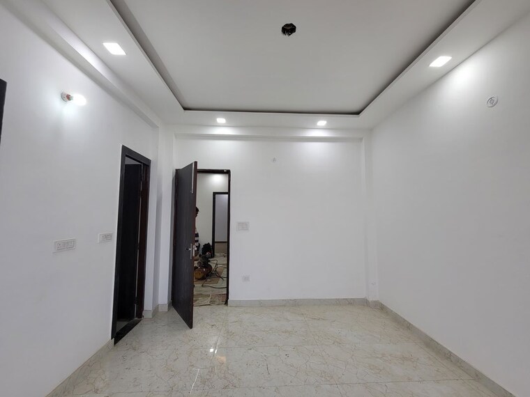 Room, bisrakh jalalpur 2 Bedroom 1010 Sq.Ft. Builder Floor In Bisrakh Jalalpur Greater Noida 9775622