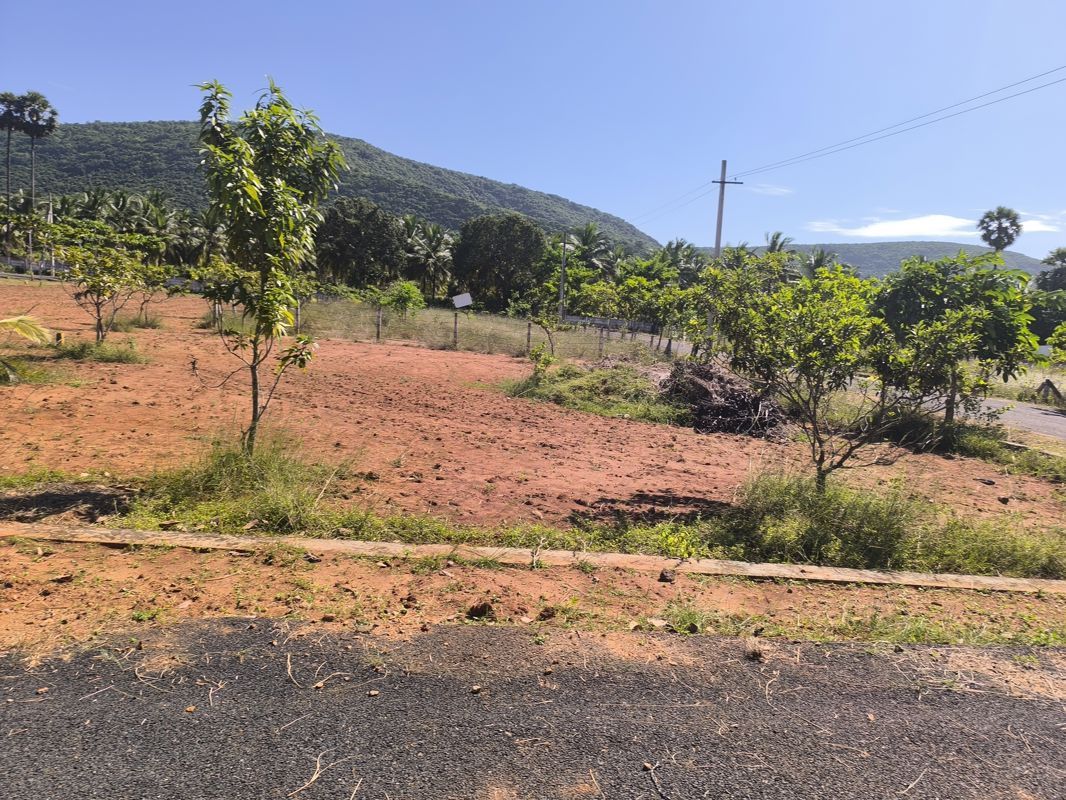 Plot For Sale in Legend Crest