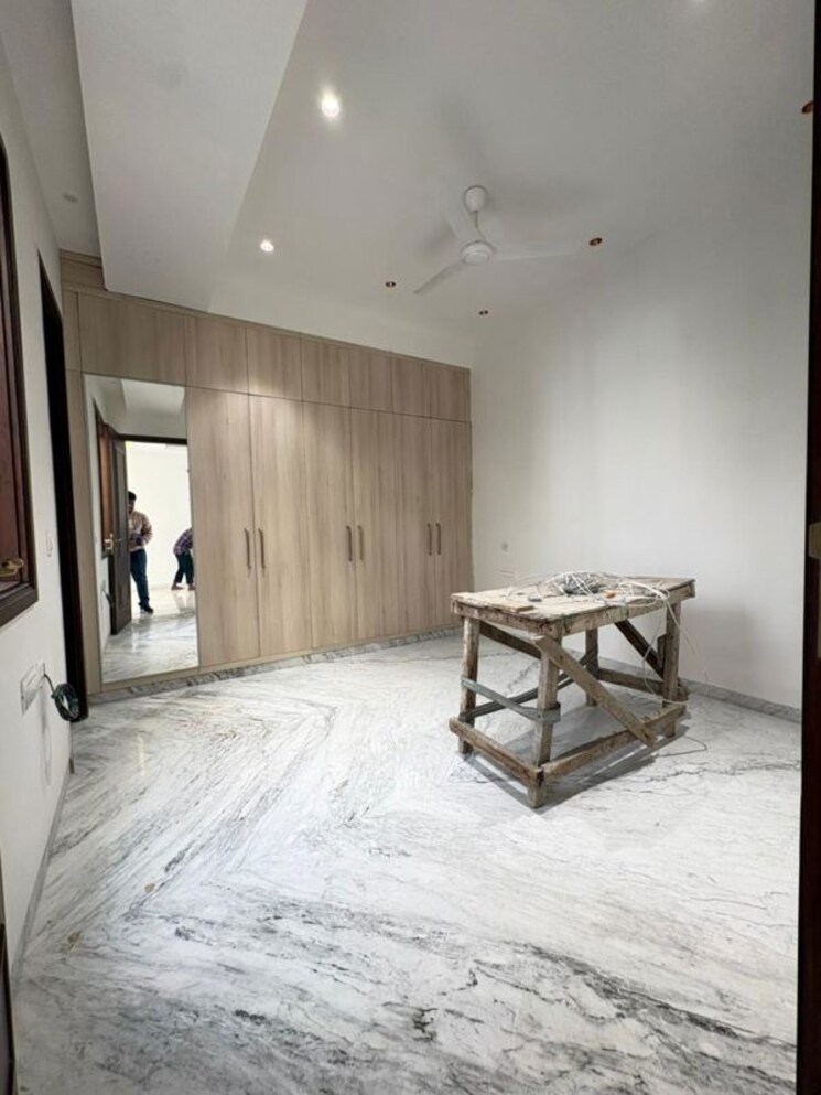 Bedroom, dlf phase ii 4 Bedroom 1935 Sq.Ft. Builder Floor In Dlf Phase ii Gurgaon 9775573