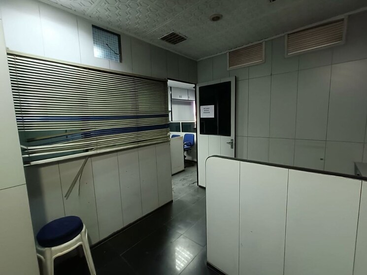 Team Area, esplanade Commercial Office Space 450 Sq.Ft. In Esplanade Kolkata 9775646