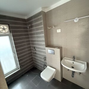 Furnished Amenities in 2 BHK Apartment at Supertech Hues, Sector 68 – for Rent