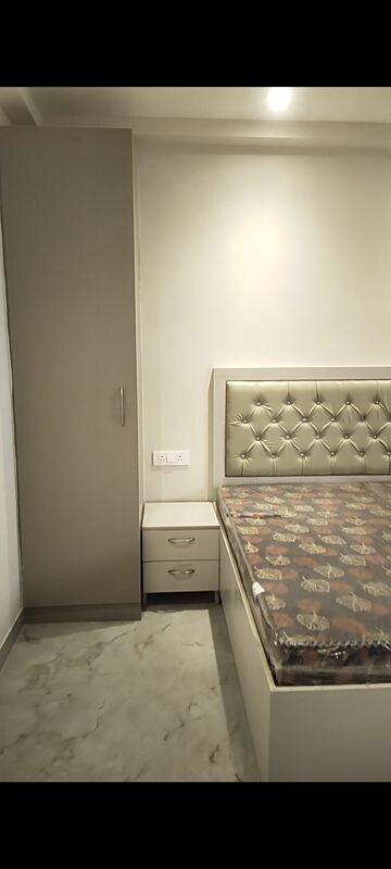 1 BHK Builder Floor For Rent in Sector 55