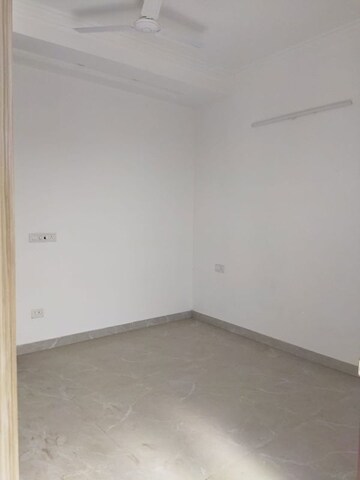 Room in 1 BHK Builder Floor at Chattarpur – for Rent