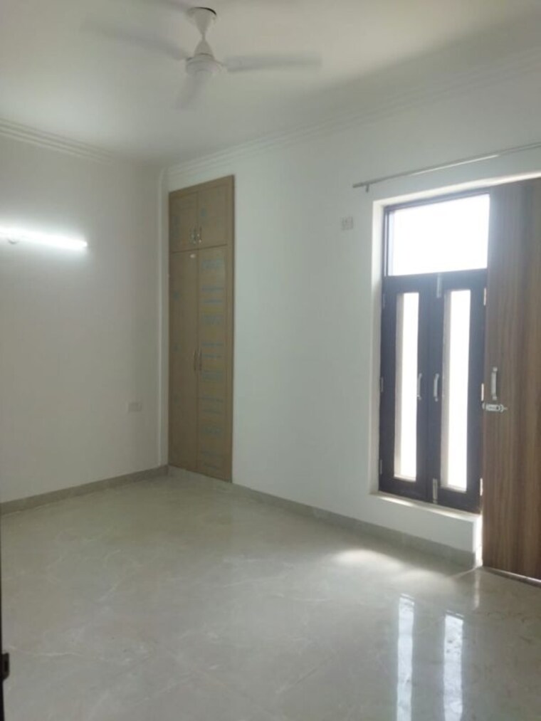Room, chattarpur 1 Bedroom 500 Sq.Ft. Builder Floor In Chattarpur Delhi 9775708
