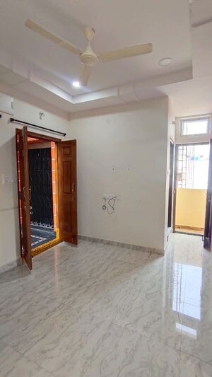 Room in 2 BHK Builder Floor at Ameerpet – for Rent