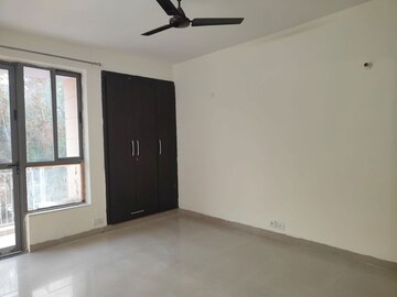 2 BHK Apartment For Sale in Unitech Uniworld Gardens 2, Sector 47