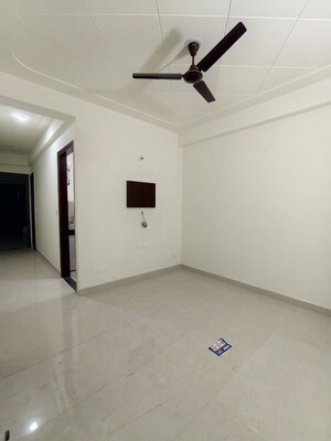 Room in 1 BHK Builder Floor at Mehrauli – for Rent