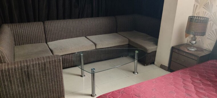 Team Area, ansal-valley-view-estate 3 Bedroom 1400 Sq.Ft. Apartment In Gwal Pahari Gurgaon 9775567