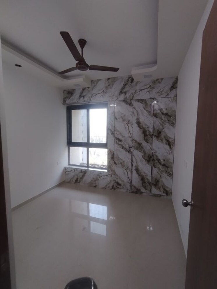 Room, kalpataru-immensa 2 Bedroom 637 Sq.Ft. Apartment In Kolshet Road Thane 9775781