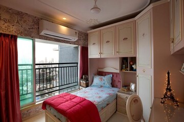 Bedroom in 2 BHK Apartment at Sugee Hiranya, Dadar West – for Sale