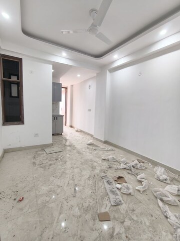 Room in 1 BHK Apartment at Chattarpur – for Sale