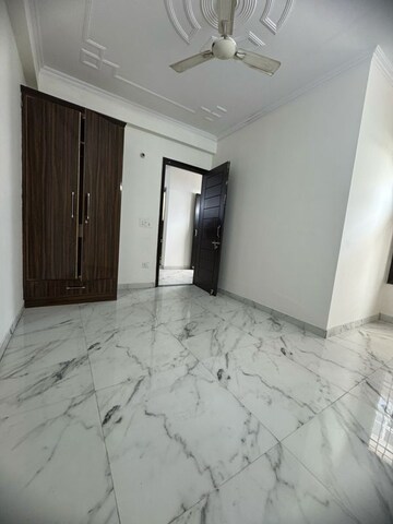 Room in 1 BHK Builder Floor at Chattarpur – for Rent