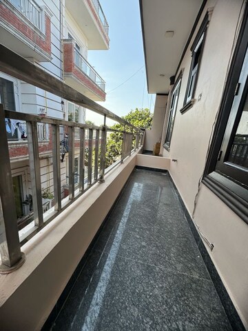 Balcony in 1 BHK Builder Floor at Chattarpur – for Rent