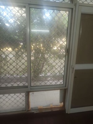 Balcony in 3.5 BHK Apartment at Vipul Greens, Sector 48 – for Rent