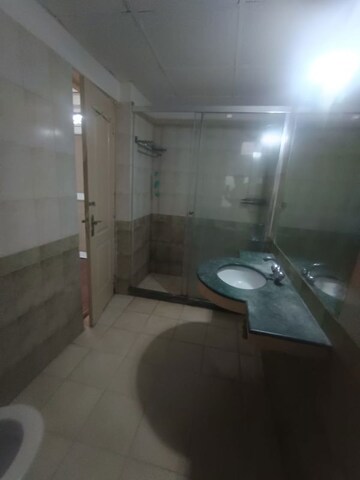 Bathroom in 3.5 BHK Apartment at Vipul Greens, Sector 48 – for Rent