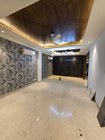 Bedroom in 3 BHK Builder Floor at AS Tower, Sector 45 – for Rent