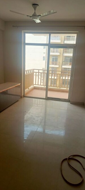 Room in 2 BHK Apartment at Ansal Heights Gurgaon, Sector 92 – for Rent