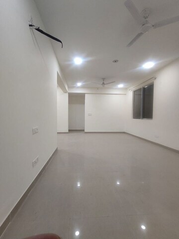 Room in 4 BHK Apartment at SARE The Grand, Sector 92 – for Rent