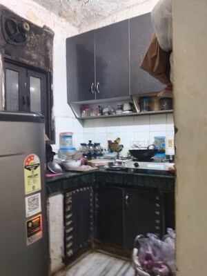 Furnished Amenities in 2 BHK Builder Floor at Malviya Nagar – for Rent