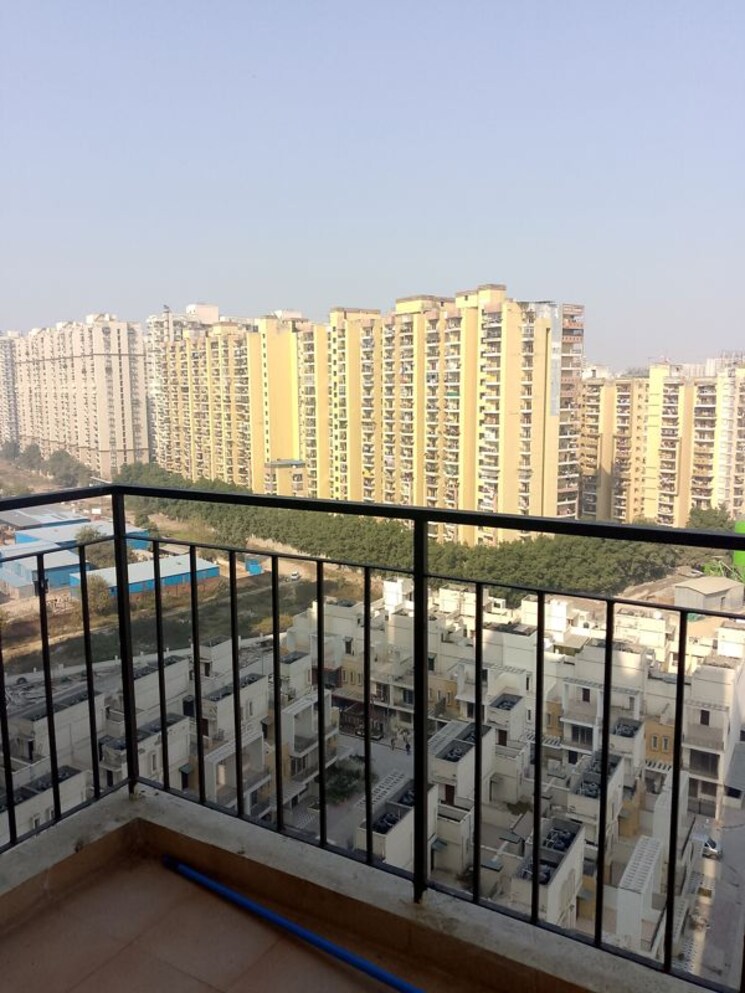 Exterior View, amrapali-enchante 2 Bedroom 850 Sq.Ft. Apartment In Tech Zone 4 Greater Noida Greater Noida 9775886