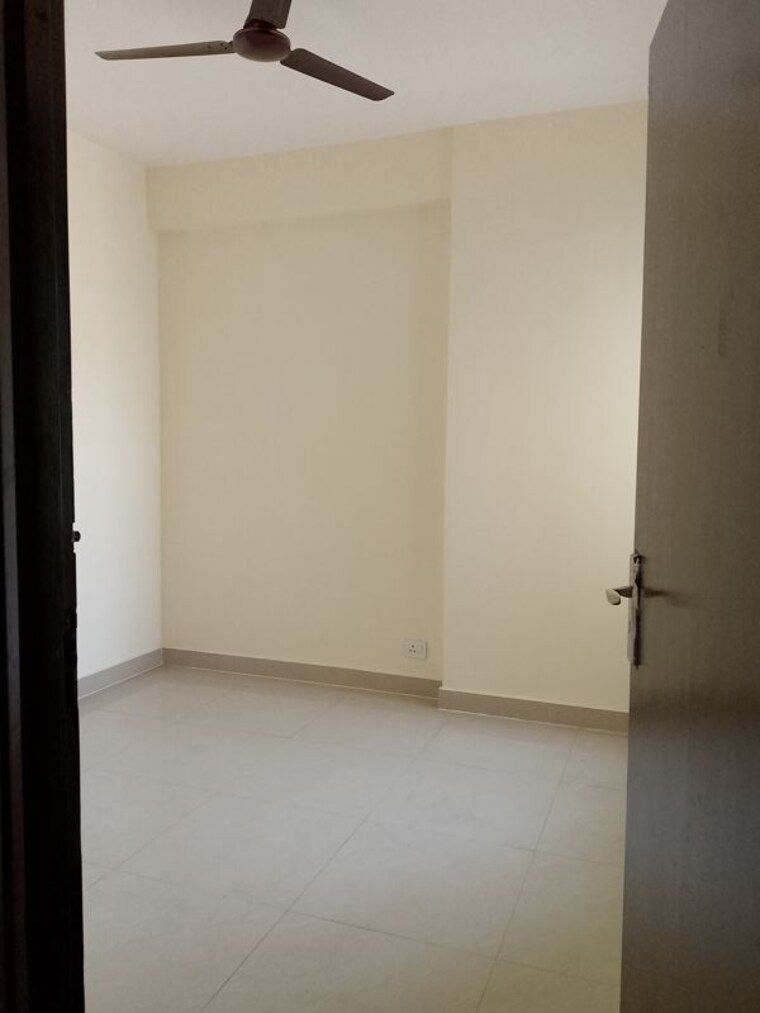 Room, amrapali-enchante 2 Bedroom 850 Sq.Ft. Apartment In Tech Zone 4 Greater Noida Greater Noida 9775886