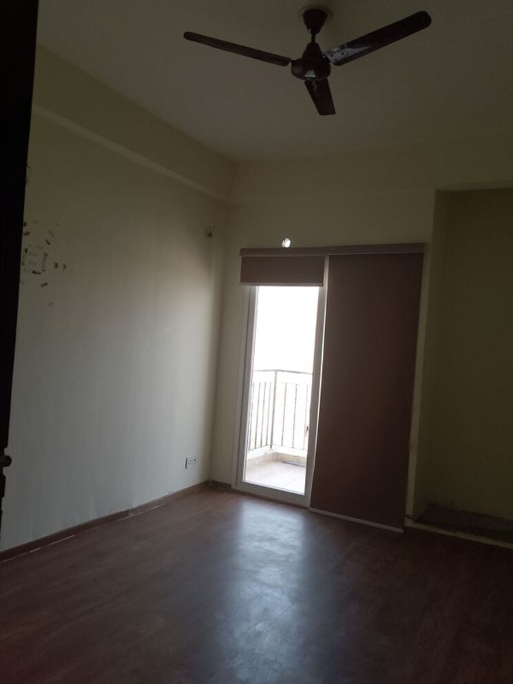 Room, amrapali-enchante 2 Bedroom 850 Sq.Ft. Apartment In Tech Zone 4 Greater Noida Greater Noida 9775886